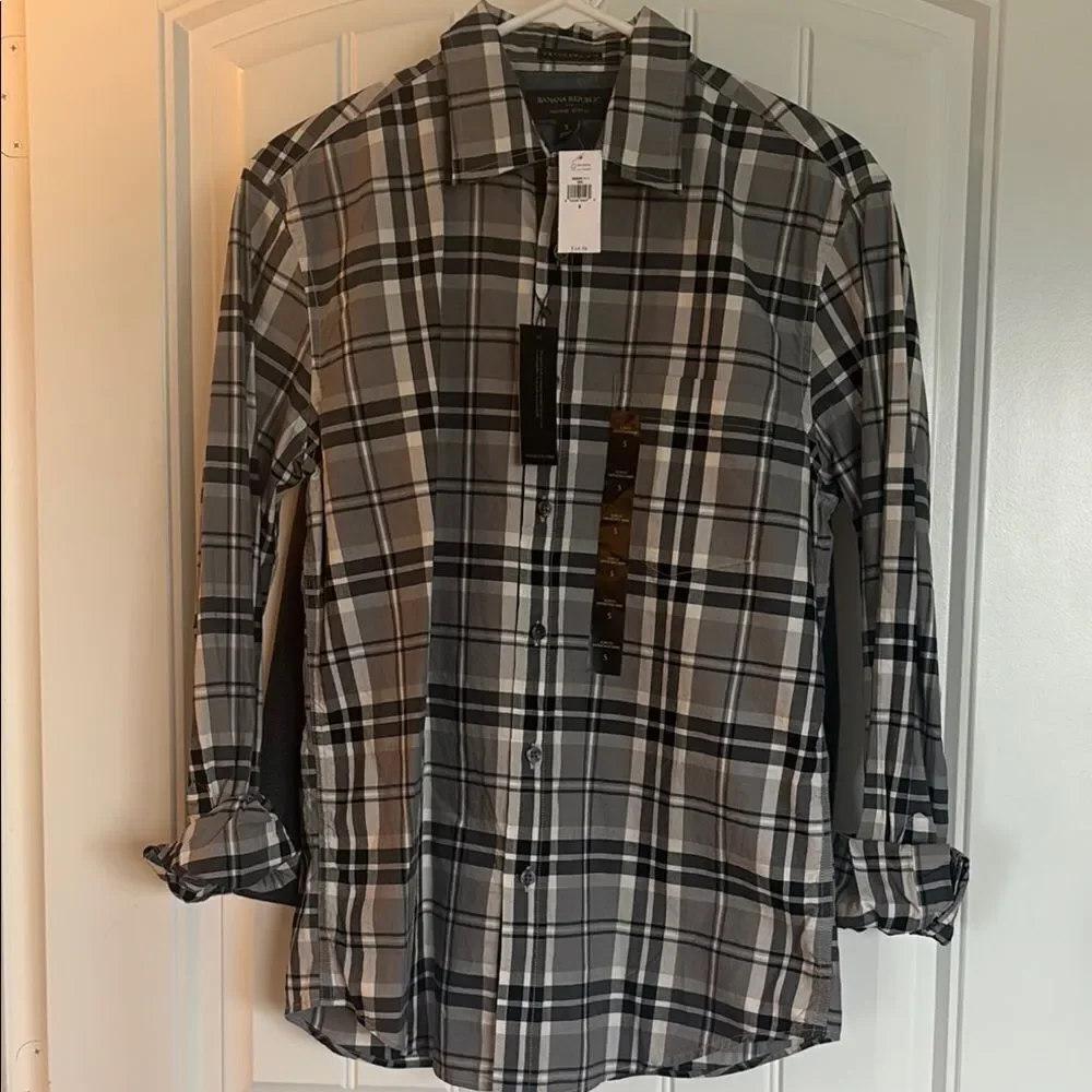 Banana Republic Black and Gray Casual Button Down Shirt